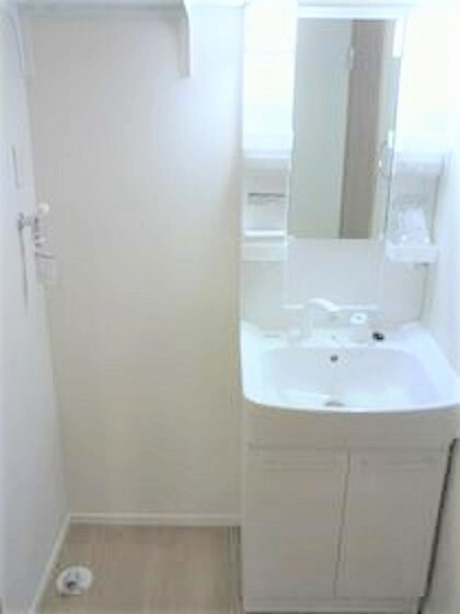 洗面設備　※同物件、別部屋になります。