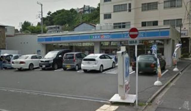 コンビニ　★★ローソン（コンビニ）まで184m