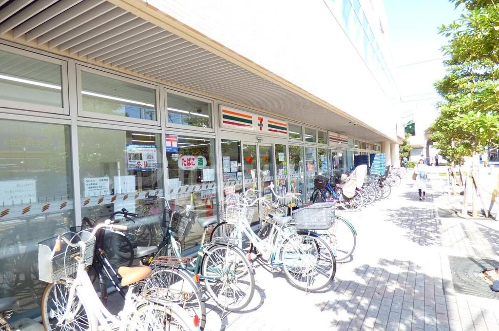コンビニ　セブンイレブン　荒川新三河島駅前店（コンビニ）まで140m
