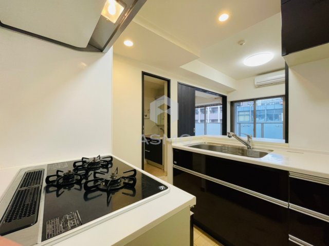 キッチン　同マンション別部屋参考写真