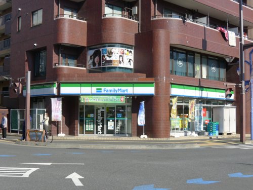 コンビニ　ファミリーマート 西川口陸橋西店（コンビニ）まで104m