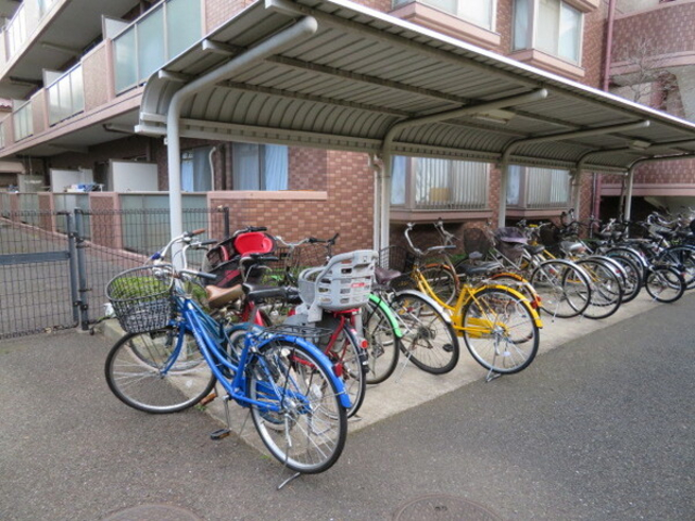 駐車場　駐輪場