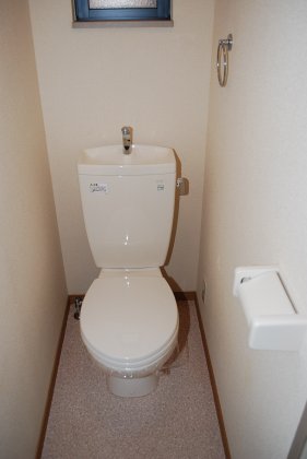 トイレ　トイレもきれいです