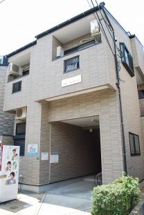 建物外観　落ち着いた雰囲気の外観です