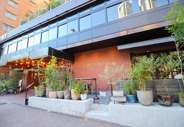 飲食店　MORETHAN GRILL（飲食店）まで337m