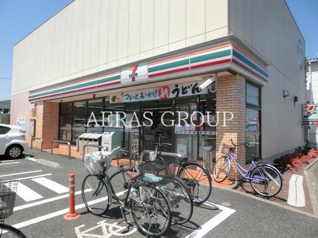 コンビニ　セブンイレブン葛飾東金町4丁目店（コンビニ）まで117m