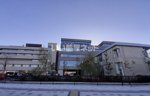 役所　春日部市役所（役所）まで379m