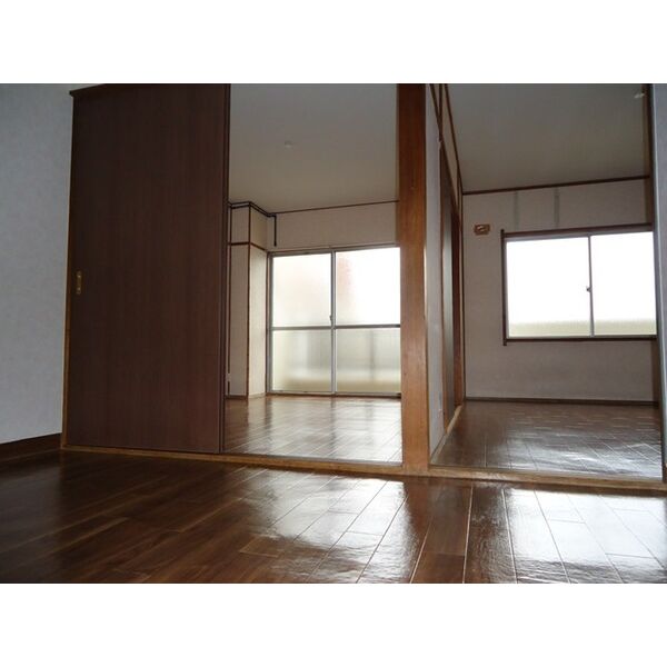 居室・リビング　※写真は同じマンションの違う部屋のものになります。