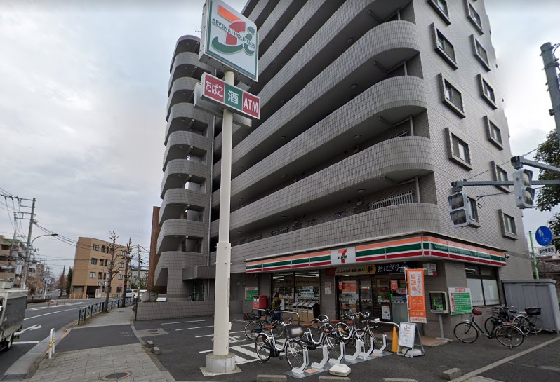 コンビニ　セブンイレブン 足立東和1丁目店（コンビニ）まで369m