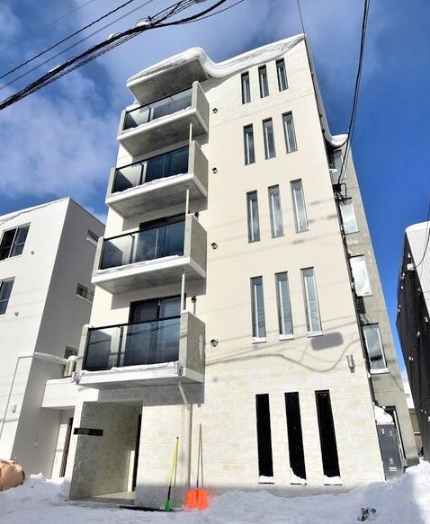 建物外観　築浅デザイナーズMSです