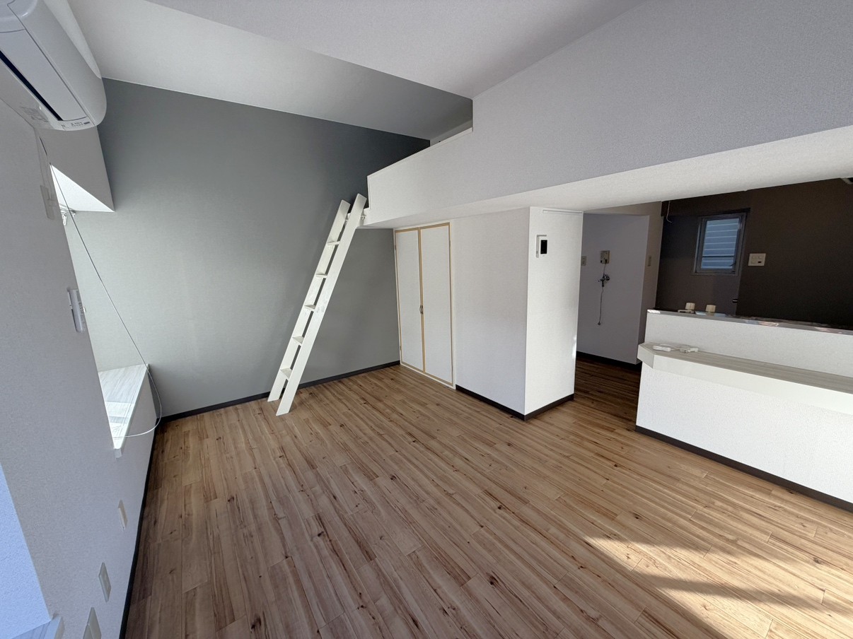 CITYCABINの居間写真