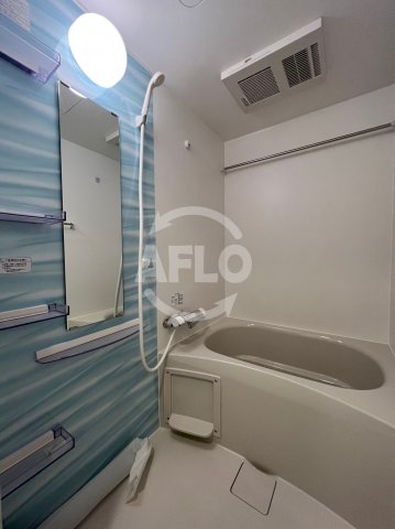バス・シャワールーム　セレニテ中崎町リアン　風呂