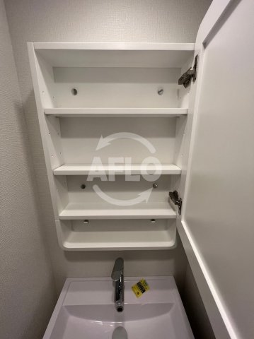 収納　セレニテ中崎町リアン　収納