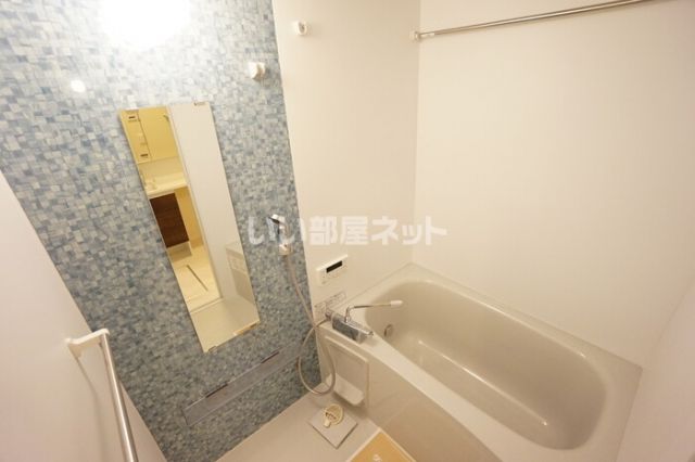 D-room桜木町の風呂写真