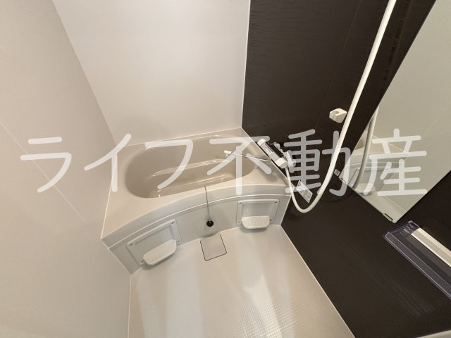 バス・シャワールーム　日々の疲れを癒すお風呂付です