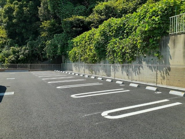 駐車場　駐車スペースもあります