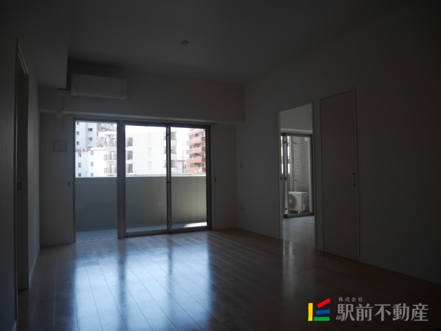 エンクレスト南福岡 奏の杜の居間写真