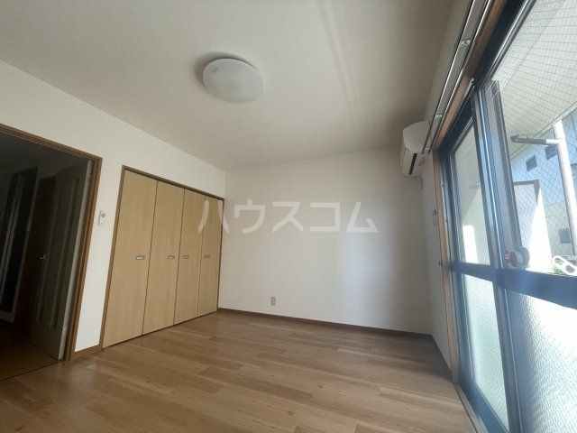 エ・レーヴの居間写真