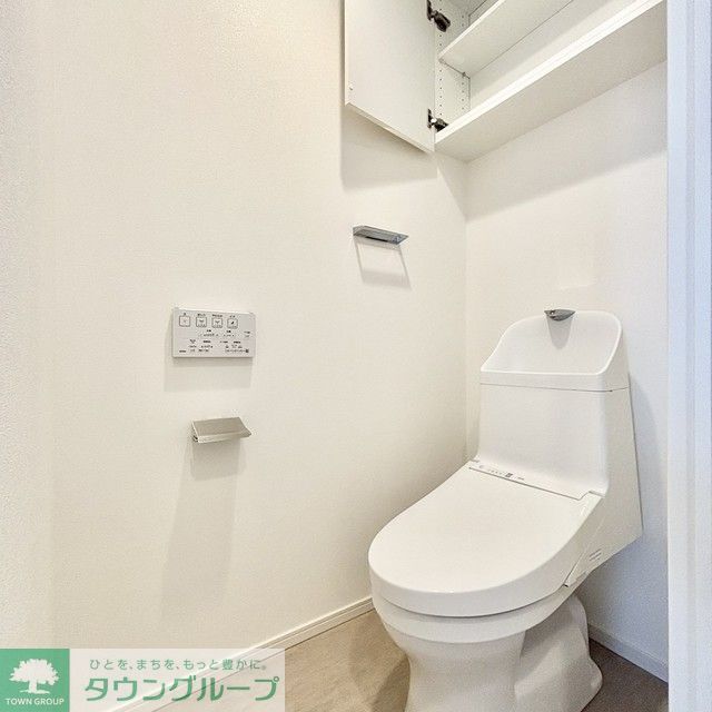 トイレ　※写真は同タイプ住戸です。
