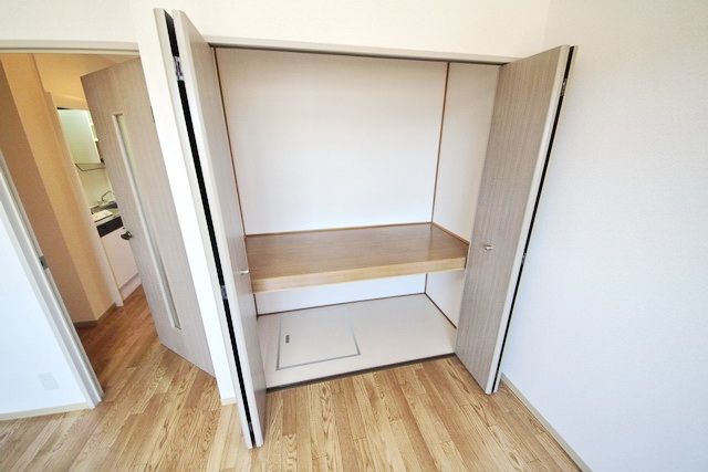 収納　同物件別部屋写真