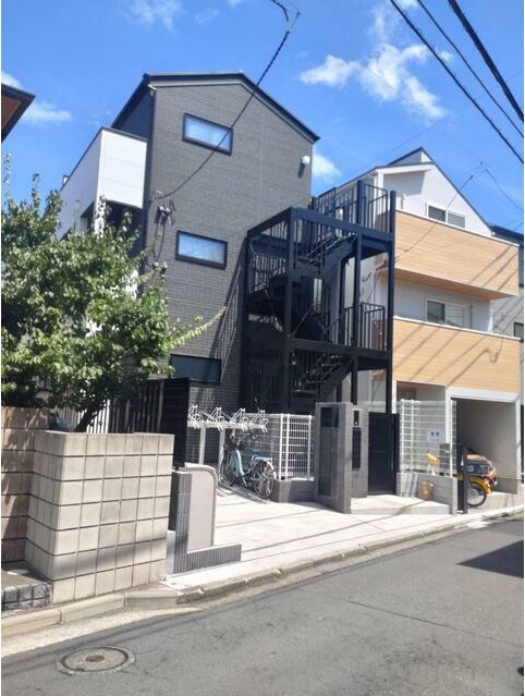 メリディアン杉田の外観写真