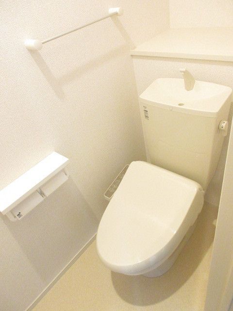 プレステージ ガーデンのトイレ写真