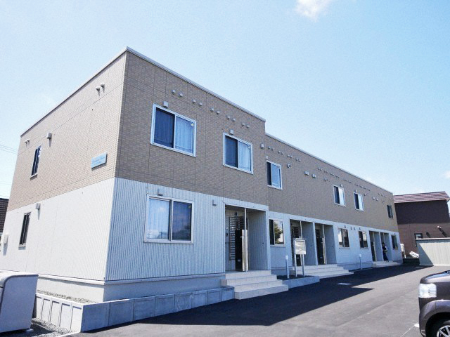 建物外観　大人気の都市ガス採用の２ＬＤＫです♪