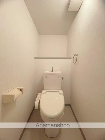 広島電鉄宇品線 中電前駅 徒歩9分 11階建 築21年のトイレ写真