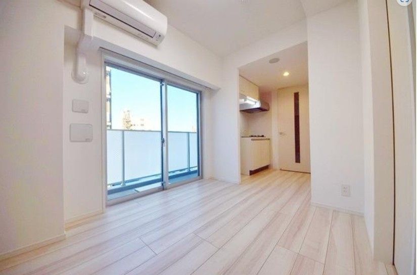 居室・リビング　※別部屋参考写真