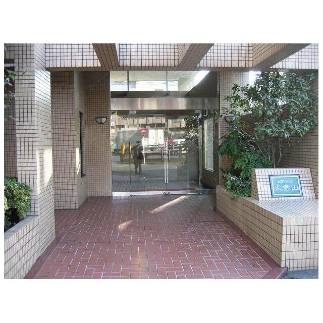 エントランス　オートロックあります。