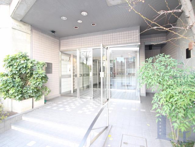 阪急京都線 上新庄駅 徒歩6分 7階建 築33年の外観写真
