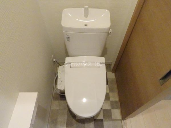 トイレ　ウォシュレット！