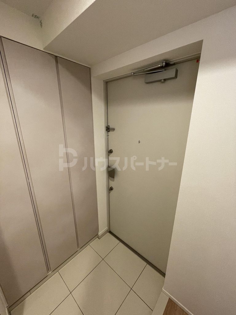 玄関　設備