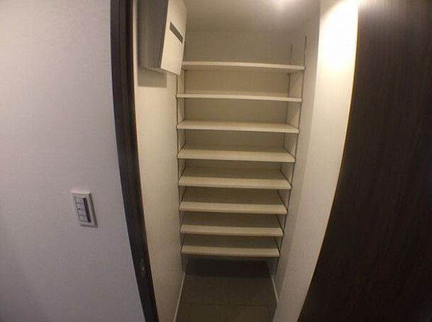 玄関　別号室参照