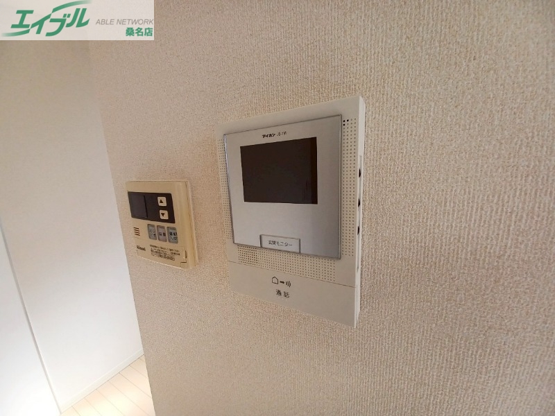 セキュリティ　同物件別部屋写真
