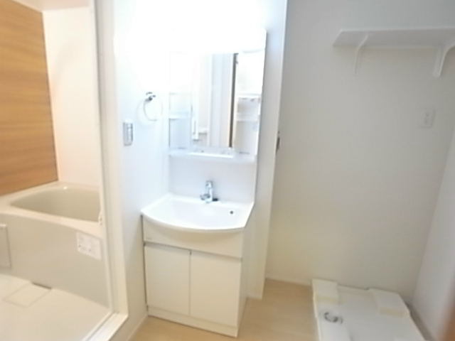 洗面設備　同一物件別部屋写真