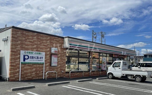 コンビニ　セブン-イレブン 安城桜井町店（コンビニ）まで1557m