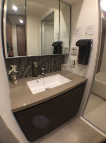 洗面設備　参考写真
