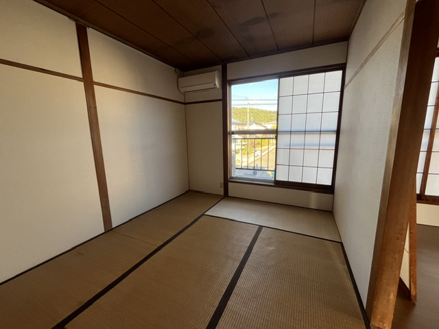 松園ハイツの居間写真
