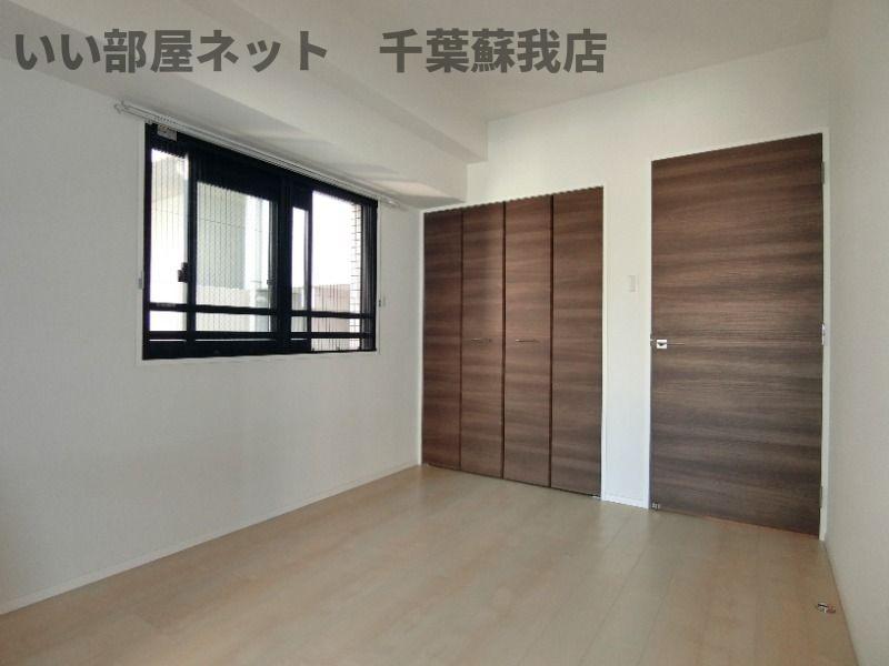 その他部屋・スペース　落ち着いて過ごせるお部屋なので、寝室にいかがでしょうか
