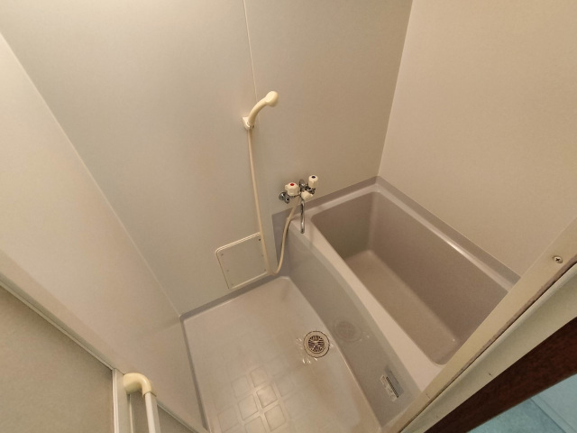 アンプルール茨木の風呂写真