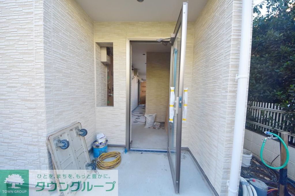 エントランス　庭