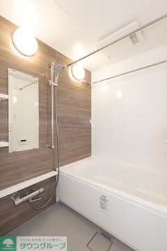 バス・シャワールーム　※写真は同タイプ住戸です。