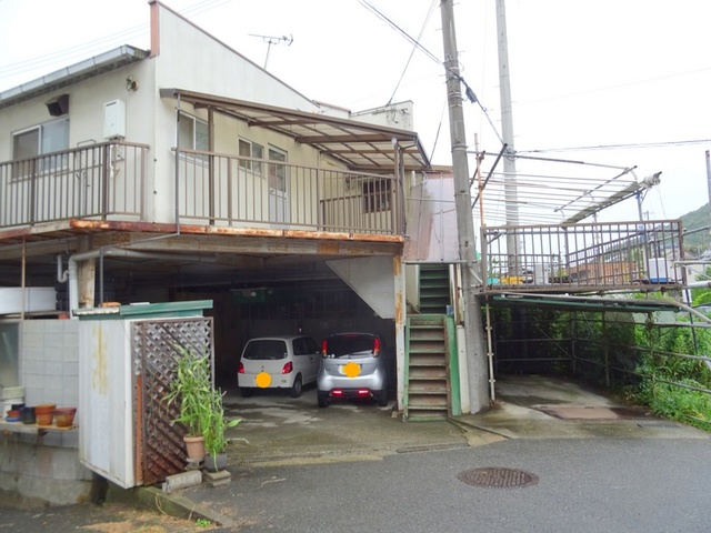 東口ハイツの建物外観