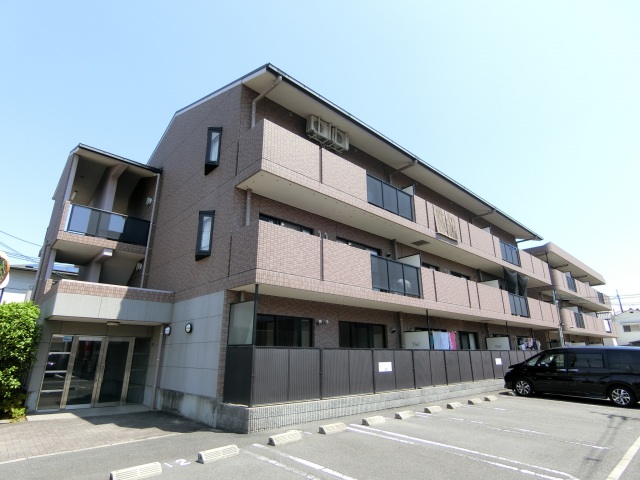 茨木市上野町のマンションの建物外観