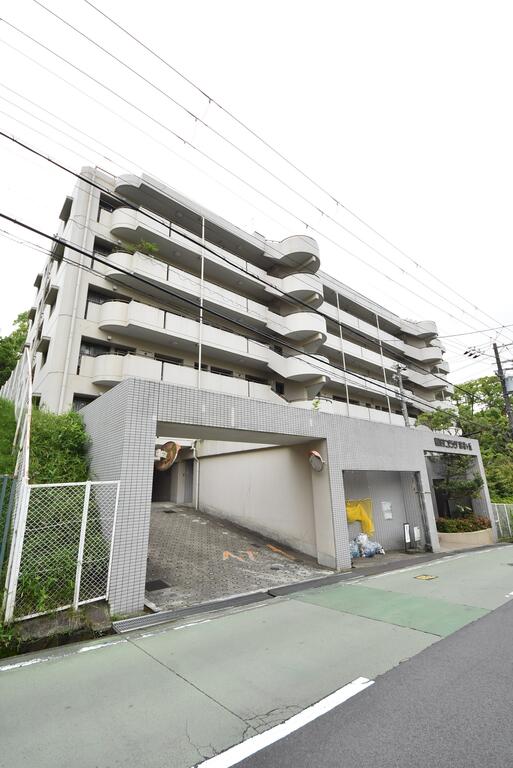 神戸市長田区大日丘町のマンションの建物外観