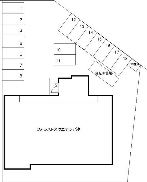 【フォレストスクエア　シバタの駐車場】