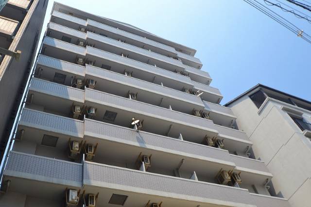 広島市中区富士見町のマンションの建物外観