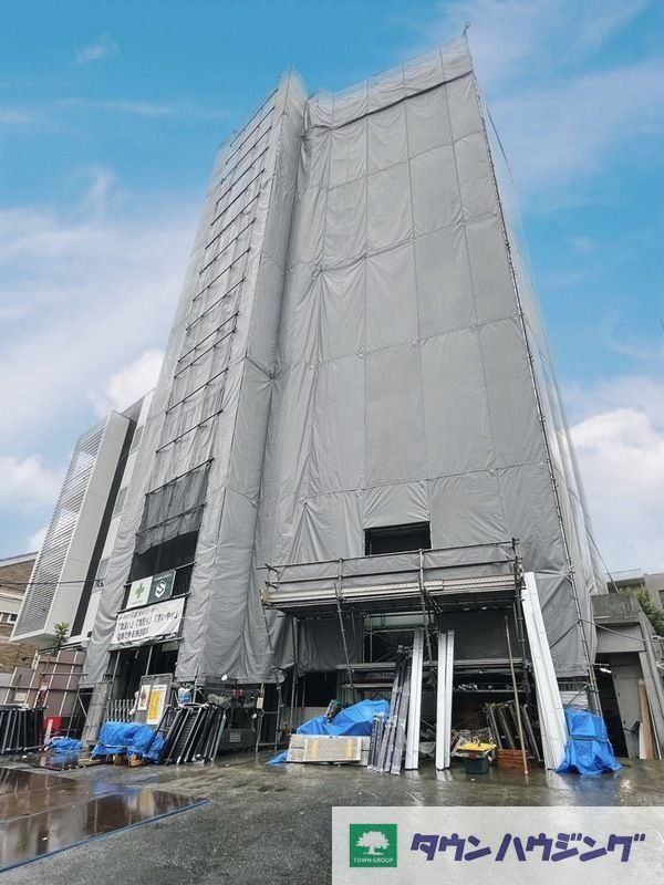 【S-RESIDENCE新宿若松町の建物外観】