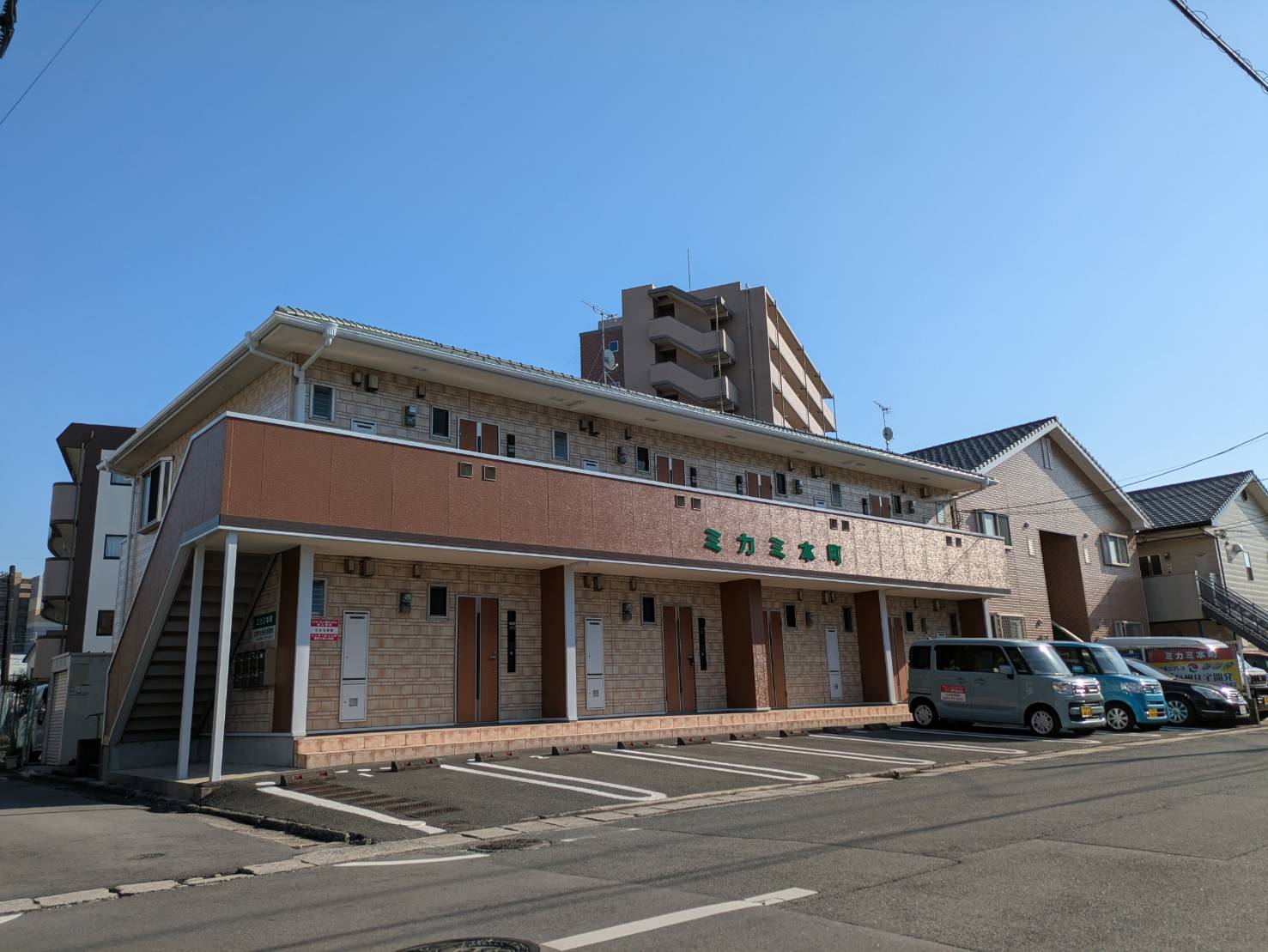 ミカミ本町の建物外観